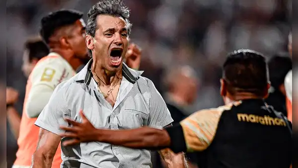 Fabián Bustos es nuevo técnico de Universitario: el argentino vuelve para lograr el tetracampeonato de la Liga 1