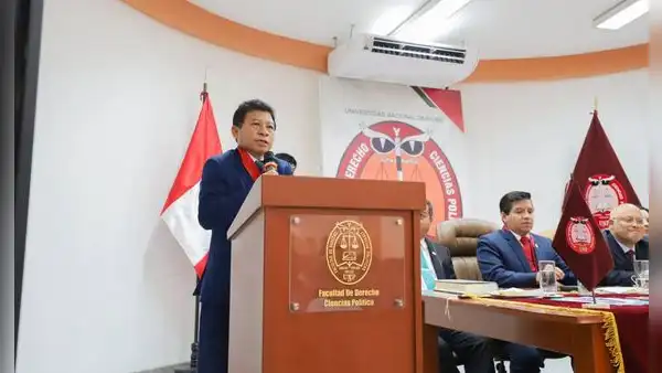 Presidente de la Corte de Sullana participa en jornada “Agenda Constitucional - Piura”