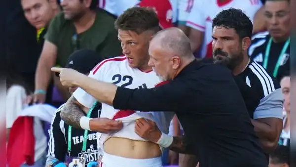 Oliver Sonne fue desconvocado de la selección peruana y no jugará ante Colombia