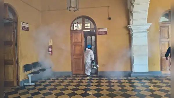 La Libertad: Corte fumiga sedes judiciales para reforzar la prevención sanitaria