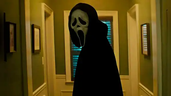 Muere querido actor de la película ‘Scream’ tras ser encontrado en un baño: autoridades investigan el caso