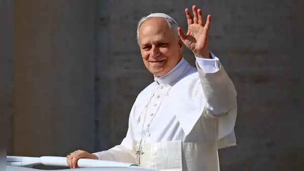 Papa León XIV envía emotivo mensaje tras confirmar que será operado del pulmón: "Me encomiendo a sus oraciones"