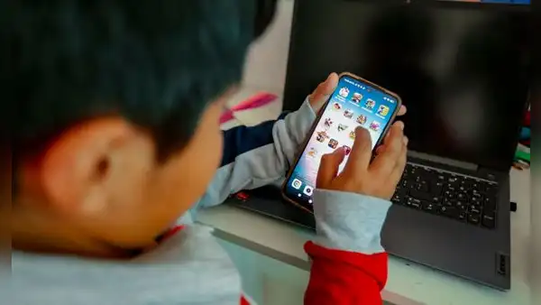 Minedu amplía restricciones para celulares en nivel inicial y fija reglas en jardines y nidos