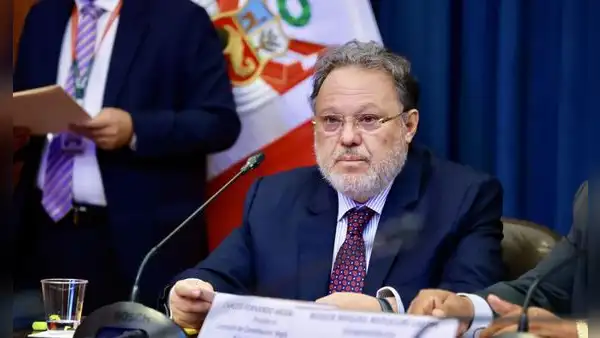 Carlos Mesía anuncia cambios al dictamen de facultades: “Hay que incorporar algunas cosas”