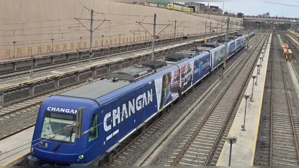 Changan llega a la Línea 1 del Metro de Lima y llevará su marca ante más de 600 mil personas diariamente