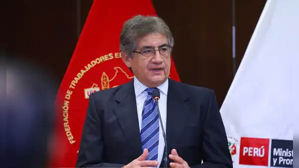 Feriado por visita del papa León XIV: ministro de Trabajo espera pronunciamiento del Vaticano antes de anunciarlo