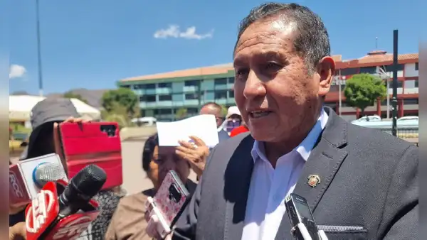Senador de JP cuestiona a Astudillo por confrontación en la Comisión de Constitución: “No se puede permitir estas actitudes”