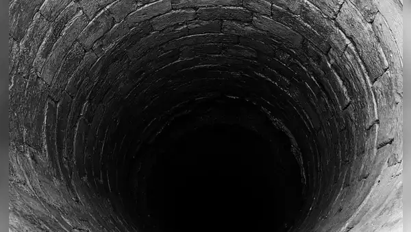 Los ingenieros de la Unión Soviética perforaron 12 kilómetros en la corteza terrestre y se toparon con algo que no esperaban