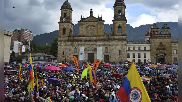 Más de 62.000 personas marchan en Colombia contra el gobierno de Abelardo de la Espriella a dos meses de su llegada al poder