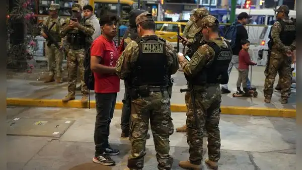 Detención de seis policías por presunto robo reaviva debate sobre reforma de la PNP