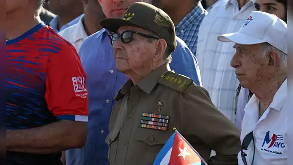 Emiten en Estados Unidos una nueva orden de arresto contra el exlíder cubano Raúl Castro por el derribo de avionetas