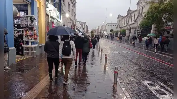 El Niño pone en alerta al país: Senamhi activa alerta roja por lluvias en regiones de la costa peruana