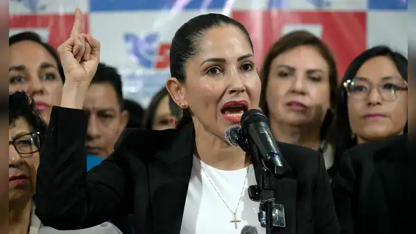 Policía de Ecuador detiene a Luisa González, la principal rival política de Daniel Noboa y excandidata del correísmo