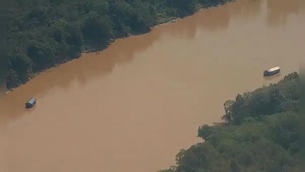 Minería ilegal en Loreto: sobrevuelo revela presencia de nueve nuevas dragas en el rio Tigre