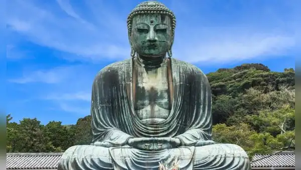 El proverbio japonés del budismo zen que revela cómo encontrar la paz interior: "Antes de la iluminación, corta leña y lleva agua a casa"