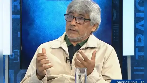 Senador Gavidia confirma que renunciará a la bancada de Buen Gobierno tras votar a favor de las facultades: "Piensan diferente"
