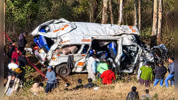 Accidente en Apurímac: camioneta cae a abismo de 300 metros y deja 6 muertos y 10 heridos de gravedad