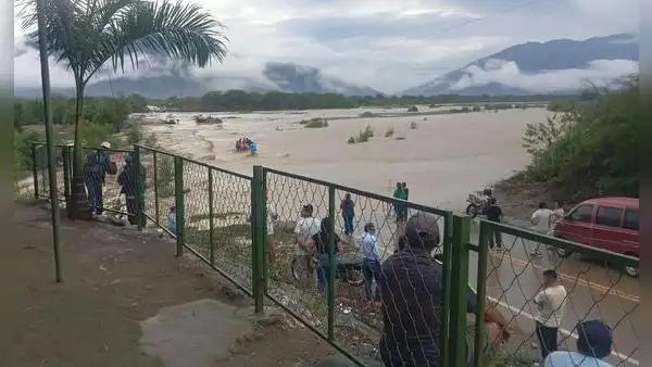 Lluvias extremas en Piura activan quebradas y bloquean carretera en Huancabamba: Senamhi alerta por nuevas precipitaciones