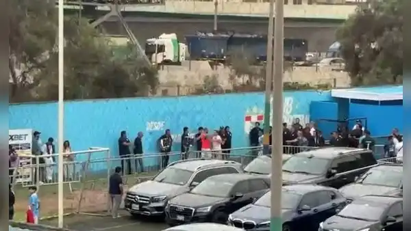 Hernán Barcos y Pablo Guede protagonizan tenso enfrentamiento en los vestuarios tras el Sporting Cristal vs Alianza Lima