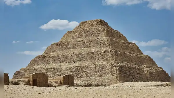 Estatuas encontradas en una necrópolis del antiguo Egipto tendrían la clave para la ubicación de la tumba perdida de Imhotep