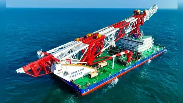 China envió a este país de América Latina un gigantesco buque de 130 metros capaz de levantar 700 toneladas para construir un puente sobre el mar