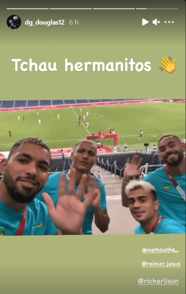 Douglas Luiz, Richarlison, Reiner y Matheus Cunha burlándose de la eliminación de Argentina de los Juegos Olímpicos Tokio 2020. Foto: captura Instagram