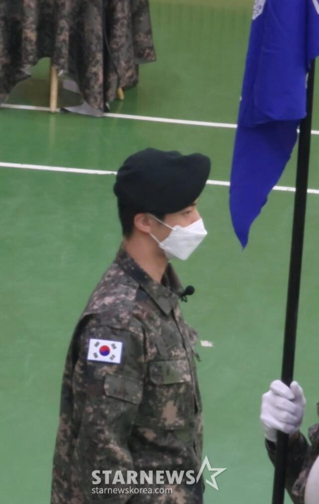 Jin BTS, graduación ceremonia servicio militar