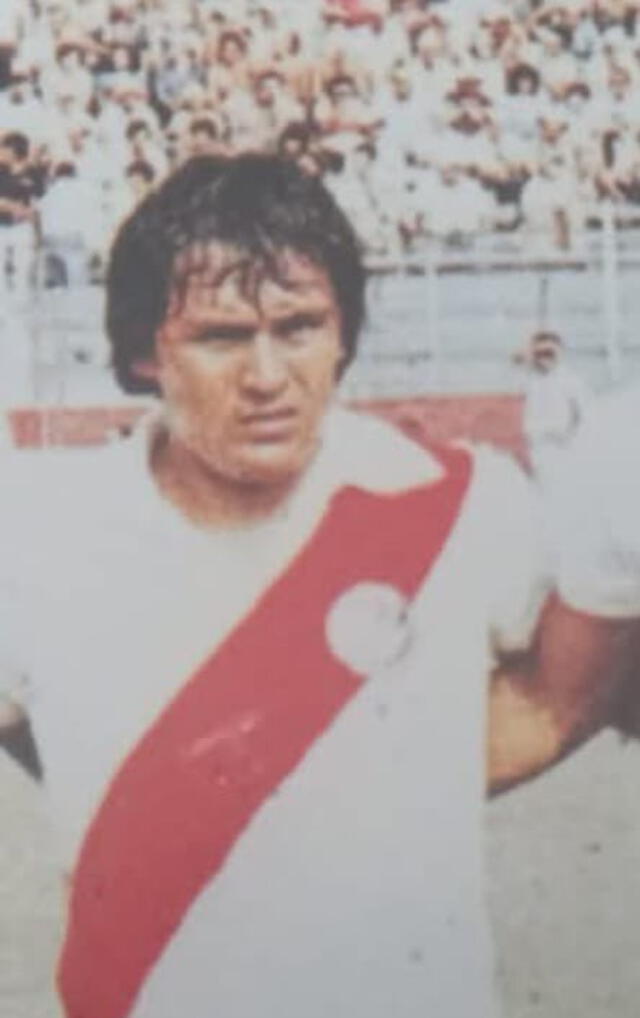  Hugo Sotil debutó en Deportivo Municipal en 1968. Foto: Deportivo Municipal/X   