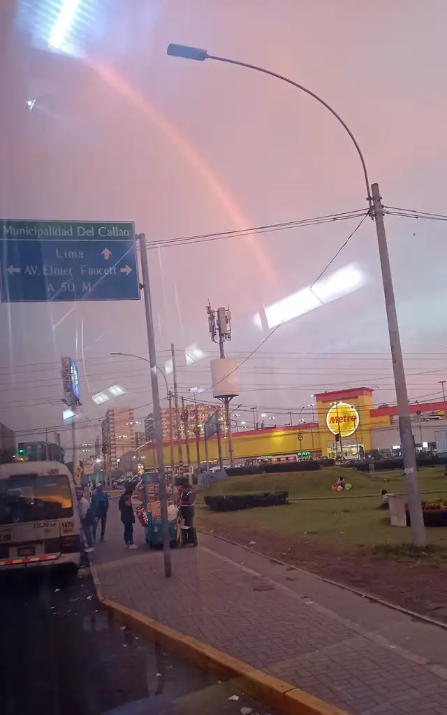 Arcoirís en el Callao. Arcoirís en el Callao.