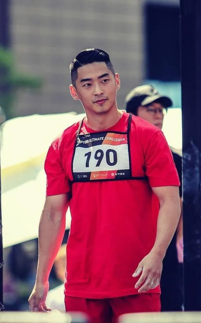  Woo Jin Yong en "Physical 100". Foto: Jdsbx/Instagram    