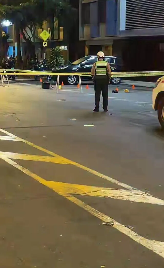 Policía Nacional en el lugar de los hechos realizando las investigaciones. Foto: Difusión   