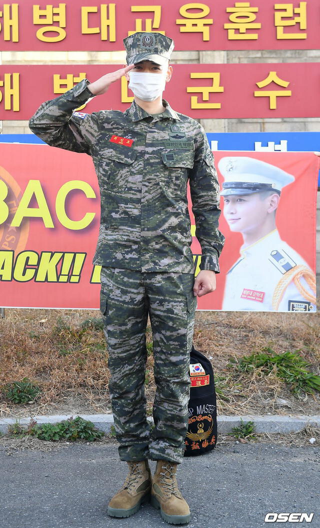 Choi Minho de SHINee sale del servicio militar. Foto: OSEN