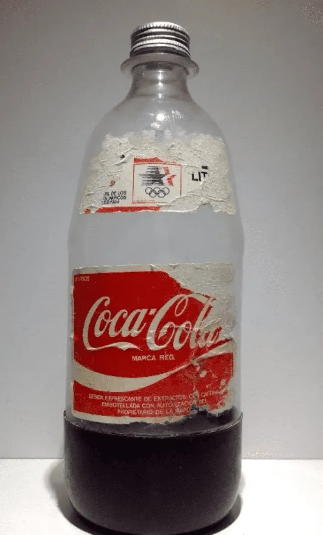 Primera Botella de Plástico de 1984 (Foto: Todocolección.net)