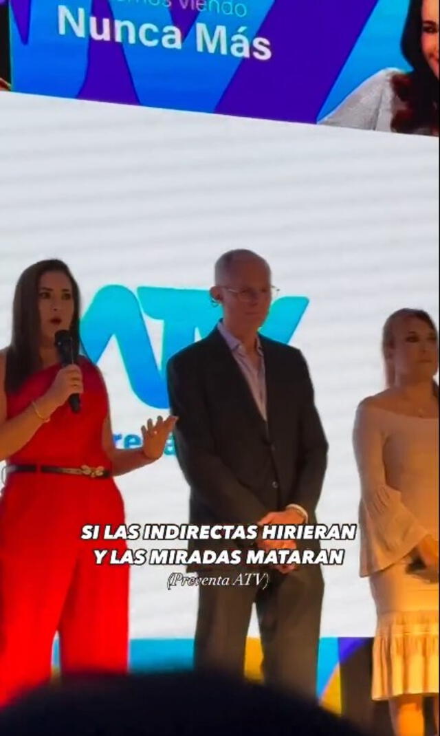  Magaly Medina y Andrea Llosa en preventa de ATV. Foto: Captura Twitter 