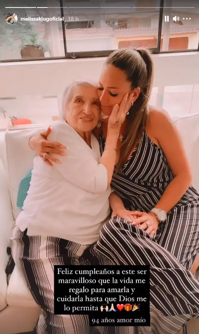 Melissa Klug celebró el cumpleaños de su abuelita Angela al lado de toda su familia. Foto: Melissa Klug Instagram