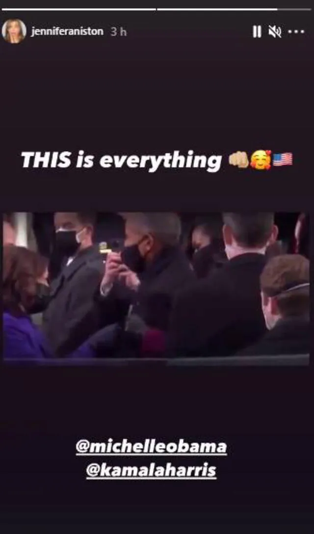 Jennifer Aniston compartió el preciso momento en que se saludan Michelle Obama y Kamala Harris.
