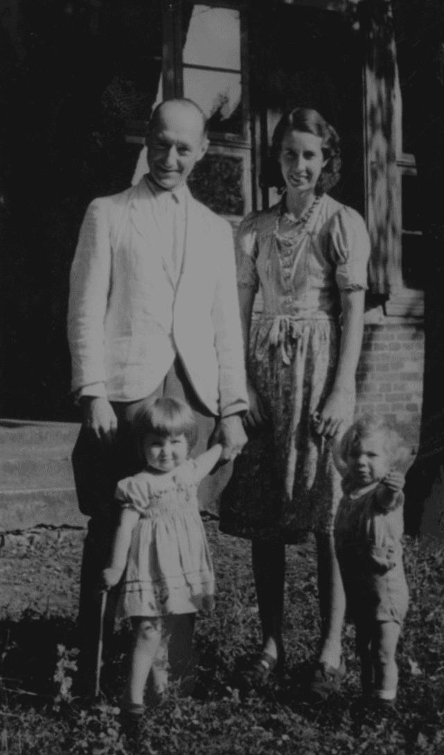 Herman y Gisela von Oelhafen y sus hijos Dietmar e Ingrid. Foto: Archivo personal de Ingrid von Oelhafen