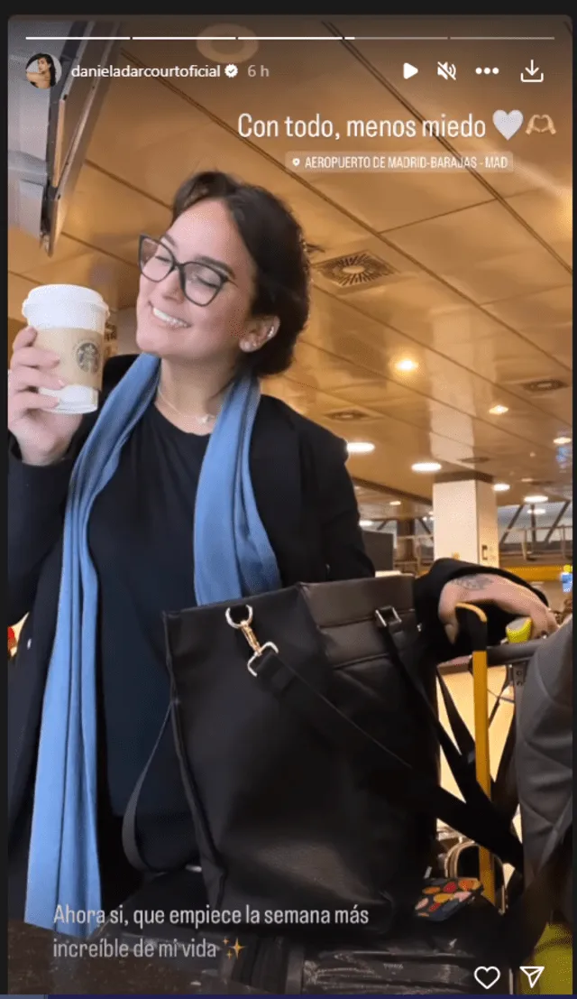 Daniela Darcourt en el aeropuerto de España. Foto: Instagram   