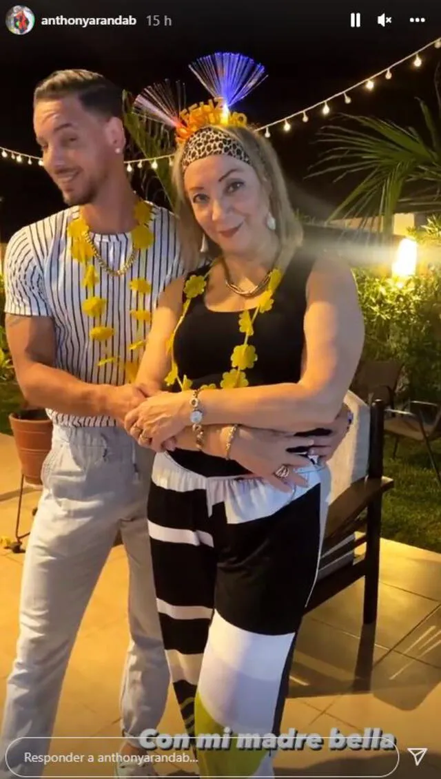 Anthony Aranda y su madre. Foto: captura/Instagram