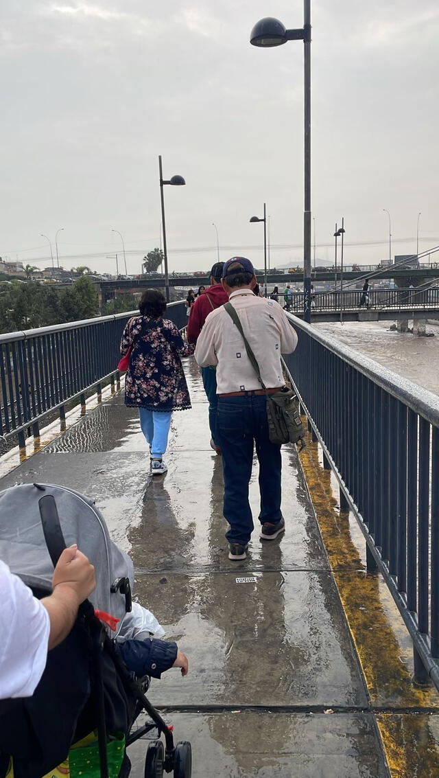 Intensas lluvias en Cercado de Lima. Foto: LR   