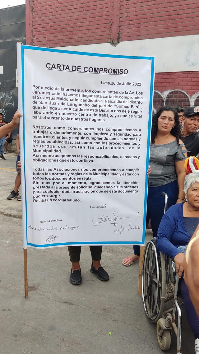 Carta de compromiso que Jesús Maldonado habría firmado con los ambulantes de la av. Los Jardines. Foto: La República   