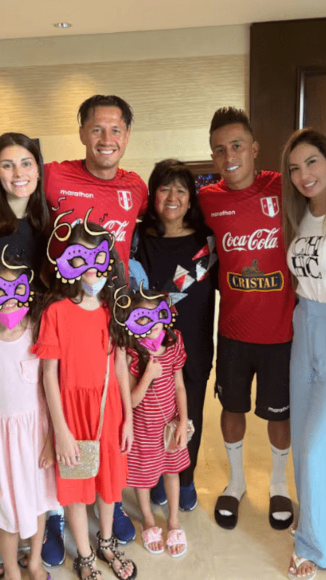  Pamela López y Christian Cueva tienen una gran amistad con la familia de Christian Cueva. Foto: Pamela Lóepz/Instagram   