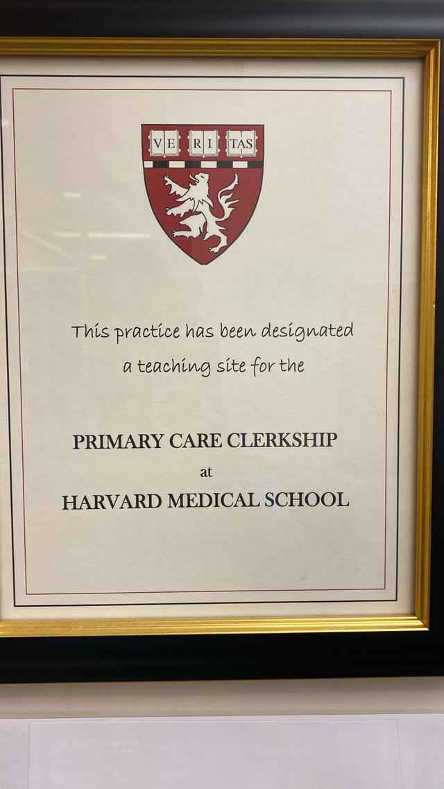  El Dr. Condemarin actualmente trabaja en el Centro de Salud Mental de Massachusetts y en el Centro Médico Beth Israel Deaconess, así como para Harvard. Foto: LR.<br><br>    