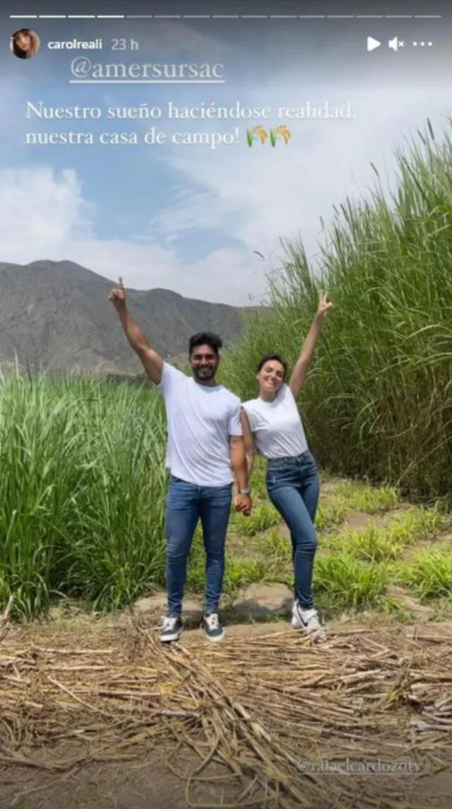 Carol Reali y Rafael Cardozo felices con su terreno en Huaral. Foto: Instagram