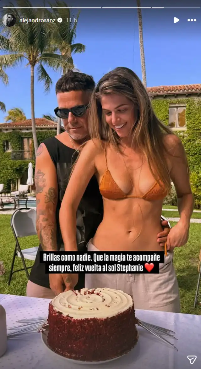 Alejandro Sanz en el cumpleaños número 38 de Stephanie Cayo
