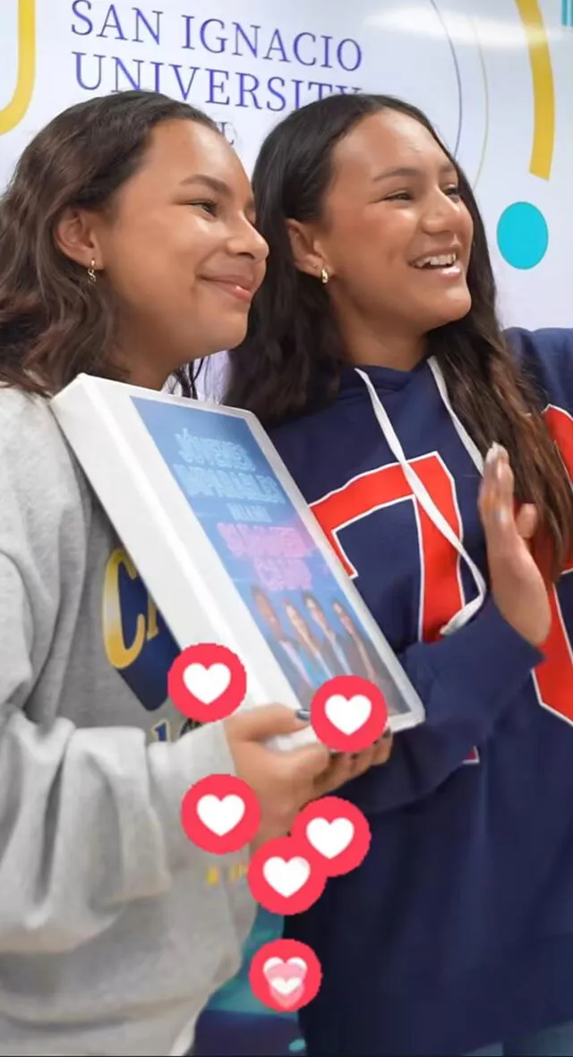  Ellas son invitadas constantemente a dar charlas que inspiren a más chicos como ellos a crear sus negocios desde muy jóvenes. Foto: Instagram.   