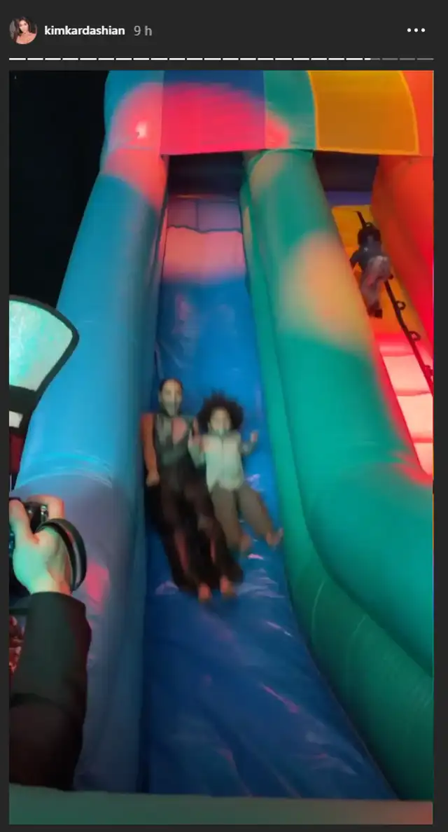 Kim Kardashian también asistió a la fiesta de Stormi, Kim Kardashian también asistió a la fiesta de Stormi,