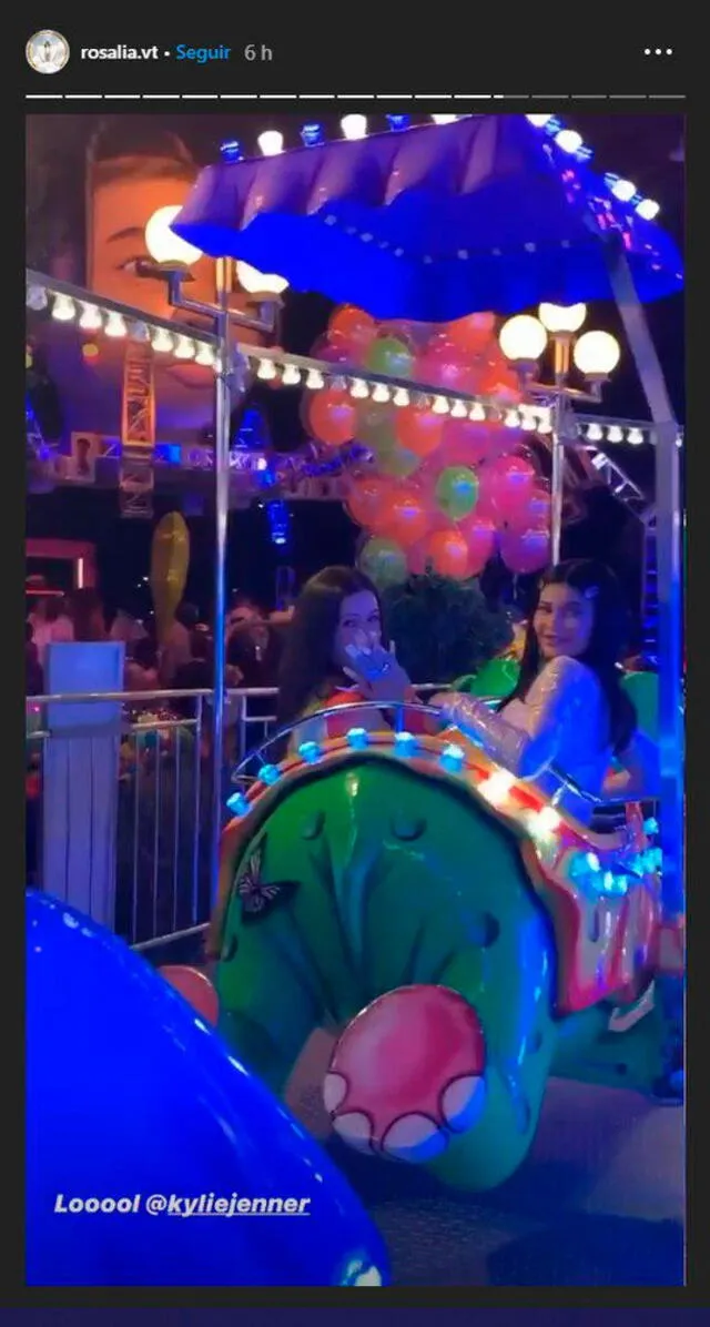 Kylie Jenner y Rosalía en el cumpleaños de Stormi.