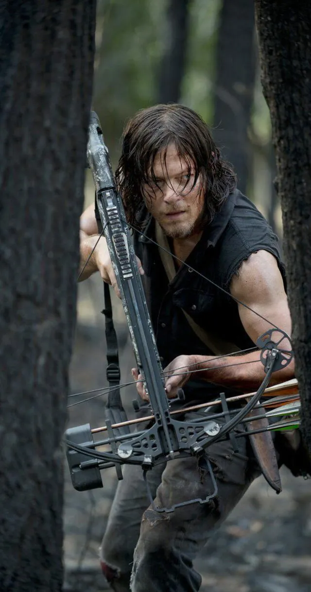 Norman Reedus interpreta al peligroso Daryl Dixon en la serie The Walking Dead.