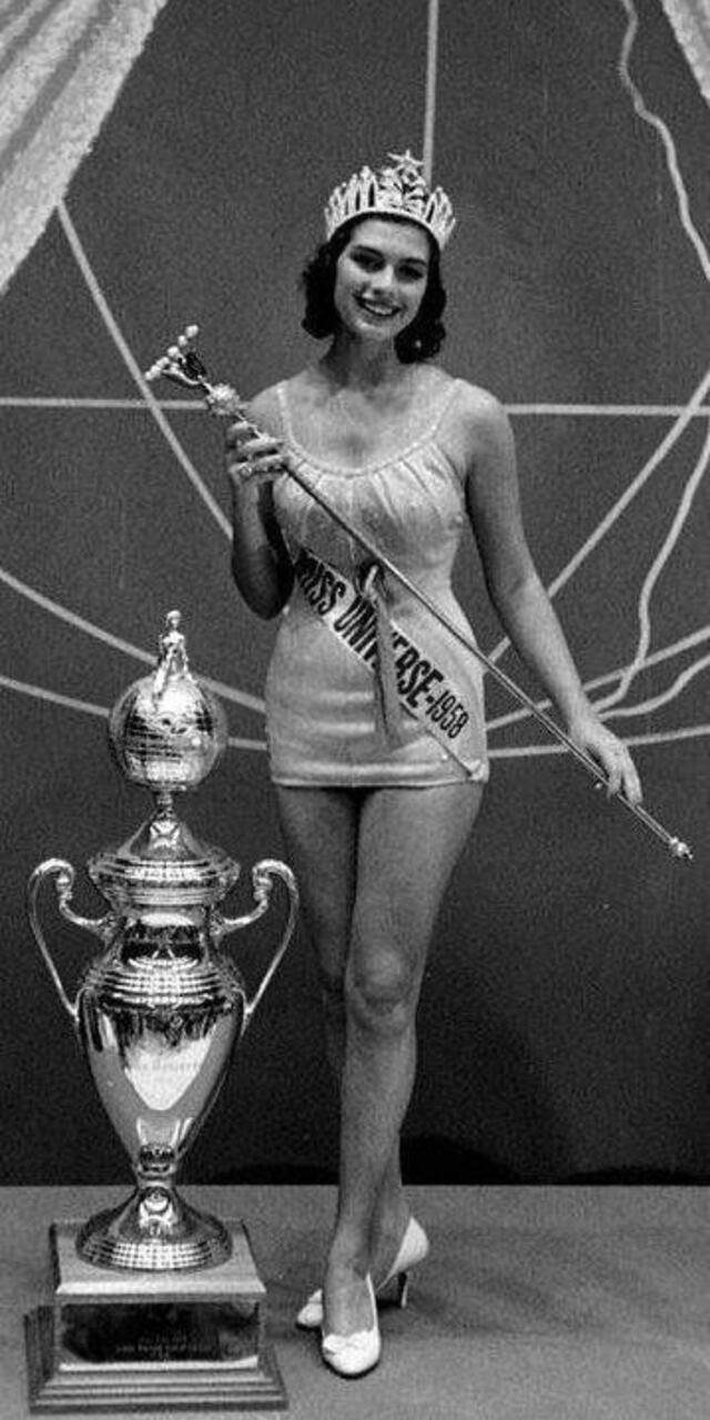  Gladys Zender ganó la corona de Miss Universo con solo 17 años. Foto: Pinterest   